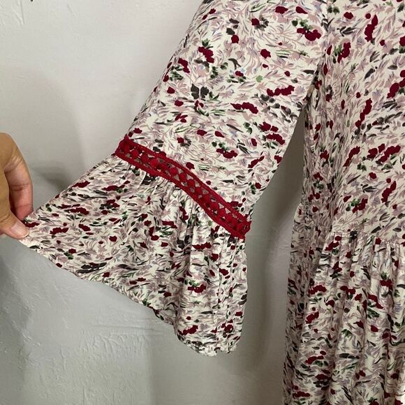 Hope Horizon Multi Color Floral Flutter Sleeve Shift Dress Medium NWT - Picture 3 of 6